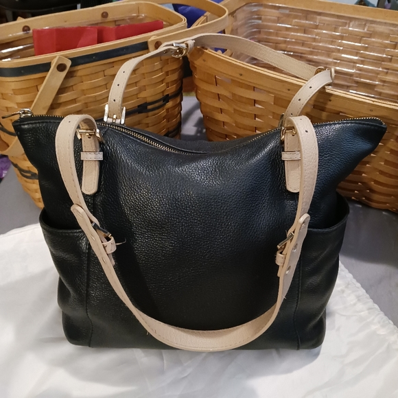 Like-New MICHAEL KORS Shoulder Bag - Picture 1 of 16